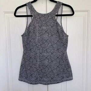 Lululemon Front Racer II Black Reversible Tank Top Plush Petals Women’s Size 8